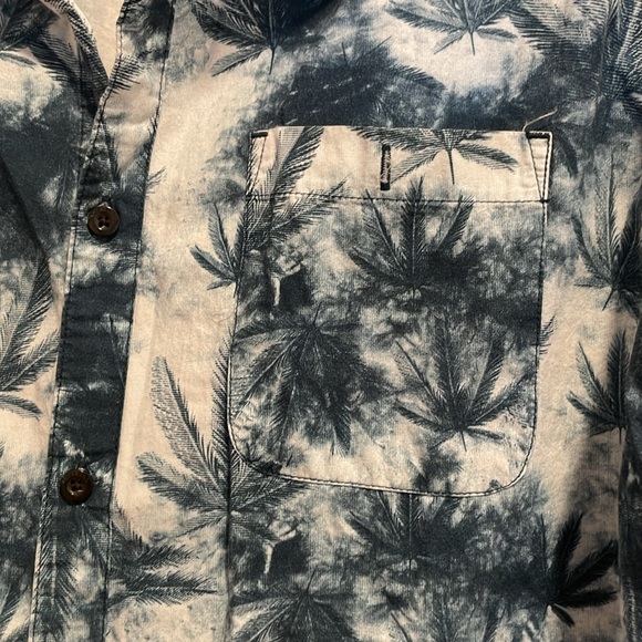 Men’s Billabong Shirt - Picture 3 of 3